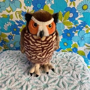 Vintage Wild Republic K&M Toys Great Horned Owl stuffed animal realistic